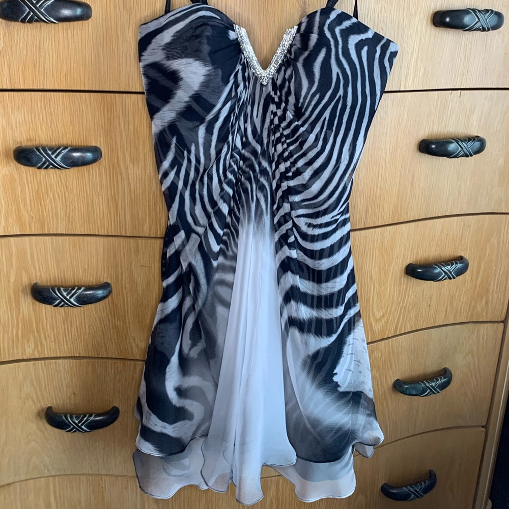 Short, cocktail/ pageant dress!